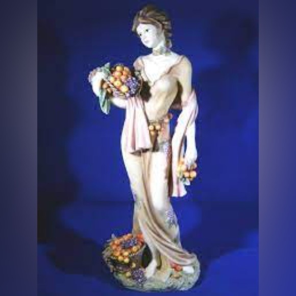Home Interiors "AUTUMN"  Figurine - Picture 1 of 8